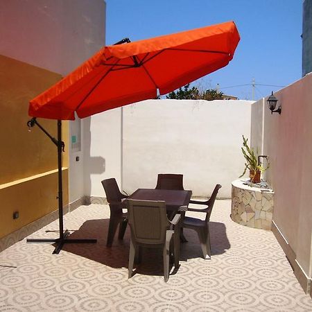 Casa Vacanze Spadafora Exterior foto